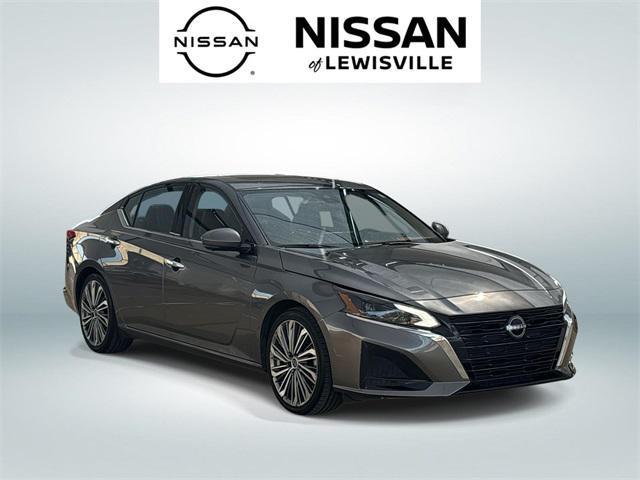 used 2023 Nissan Altima car, priced at $17,212