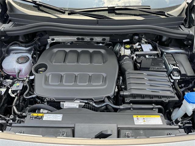 new 2025 Volkswagen Tiguan car, priced at $31,258