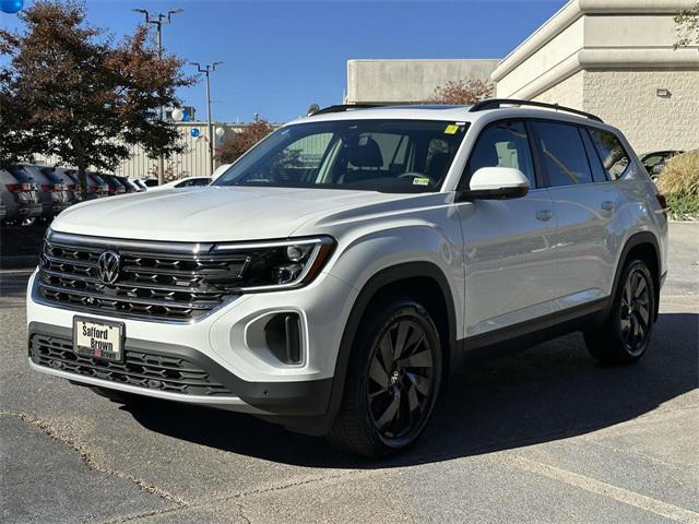 new 2025 Volkswagen Atlas car, priced at $48,782