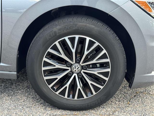used 2021 Volkswagen Jetta car, priced at $16,655