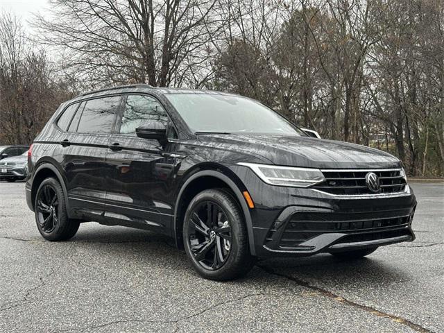 new 2024 Volkswagen Tiguan car, priced at $37,799