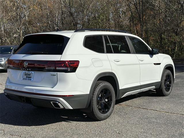 new 2024 Volkswagen Atlas car, priced at $49,171