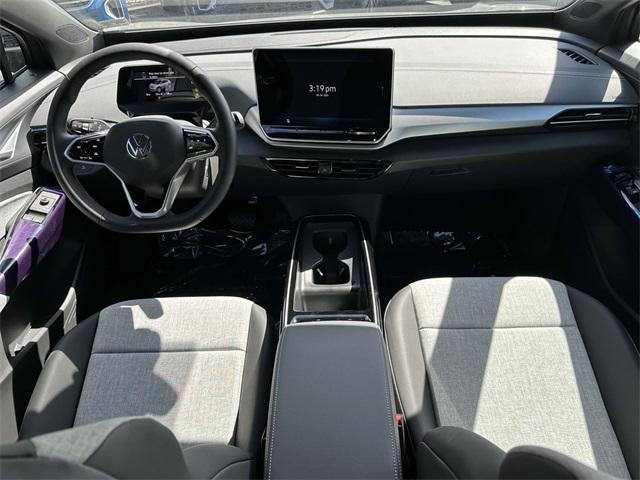 new 2025 Volkswagen ID.4 car, priced at $45,651