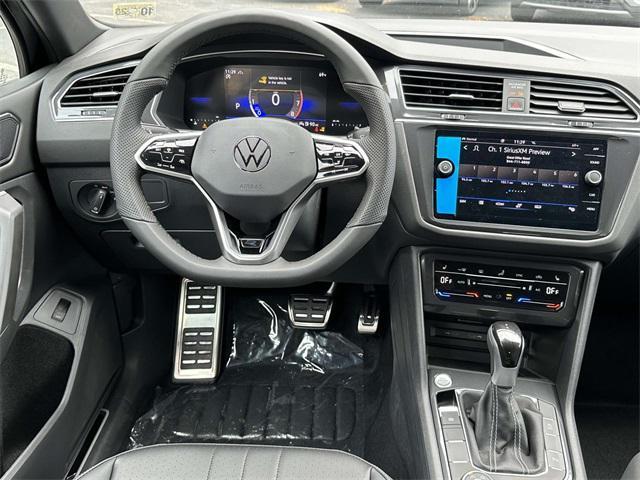 new 2024 Volkswagen Tiguan car, priced at $38,269