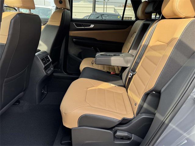 new 2026 Volkswagen Atlas Cross Sport car, priced at $49,017