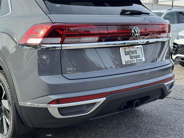 new 2026 Volkswagen Atlas Cross Sport car, priced at $49,017