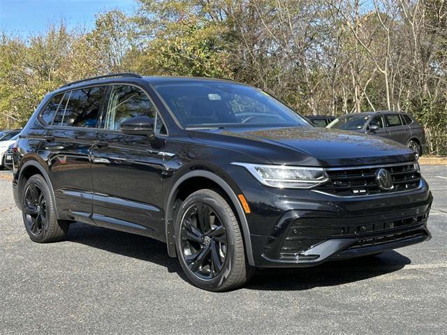 new 2024 Volkswagen Tiguan car, priced at $37,799