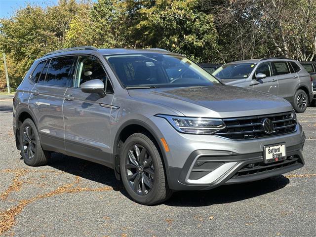 new 2024 Volkswagen Tiguan car, priced at $34,683