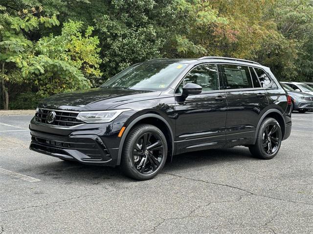 new 2024 Volkswagen Tiguan car, priced at $38,049