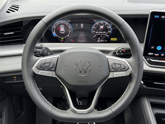 new 2025 Volkswagen Tiguan car, priced at $35,291