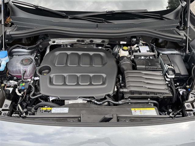 new 2025 Volkswagen Tiguan car, priced at $35,291