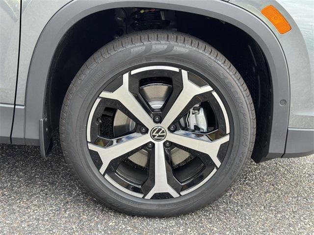 new 2025 Volkswagen Tiguan car, priced at $35,291