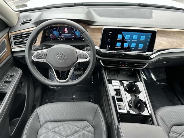 new 2025 Volkswagen Atlas car, priced at $46,232