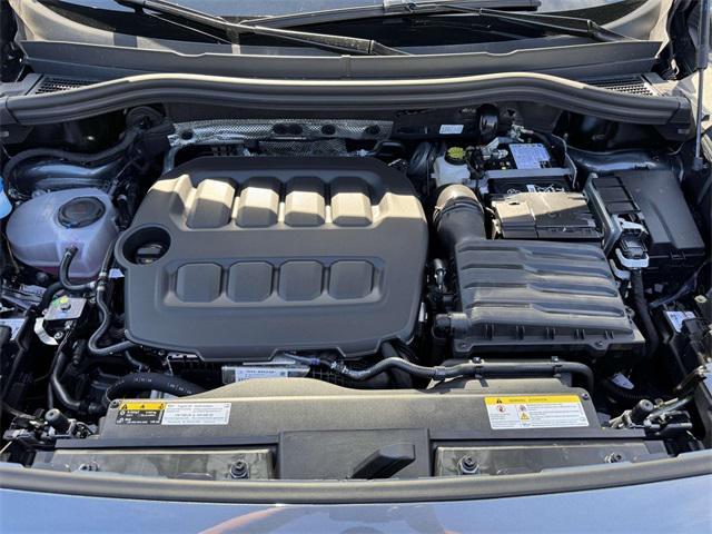 new 2025 Volkswagen Tiguan car, priced at $35,444