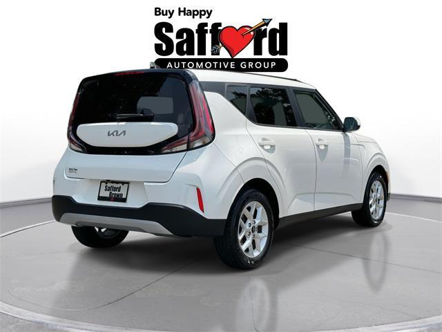 used 2023 Kia Soul car, priced at $17,308