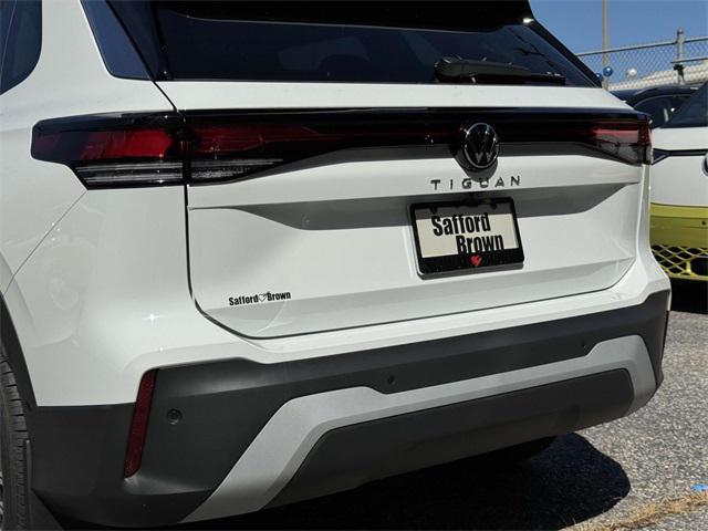 new 2025 Volkswagen Tiguan car, priced at $30,765