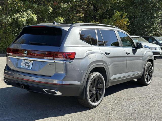 new 2025 Volkswagen Atlas car, priced at $48,552