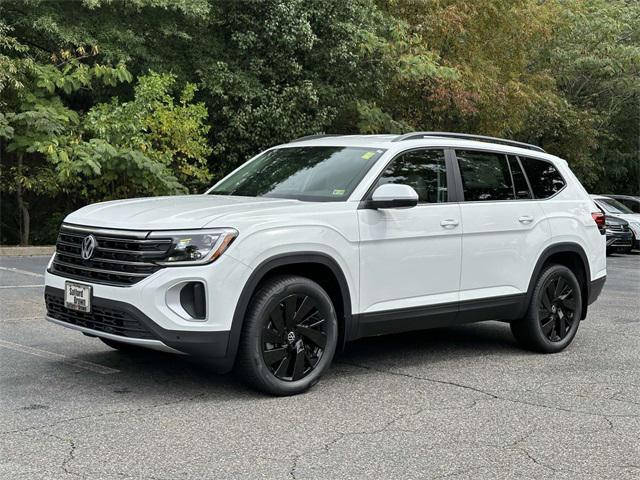 new 2024 Volkswagen Atlas car, priced at $46,105