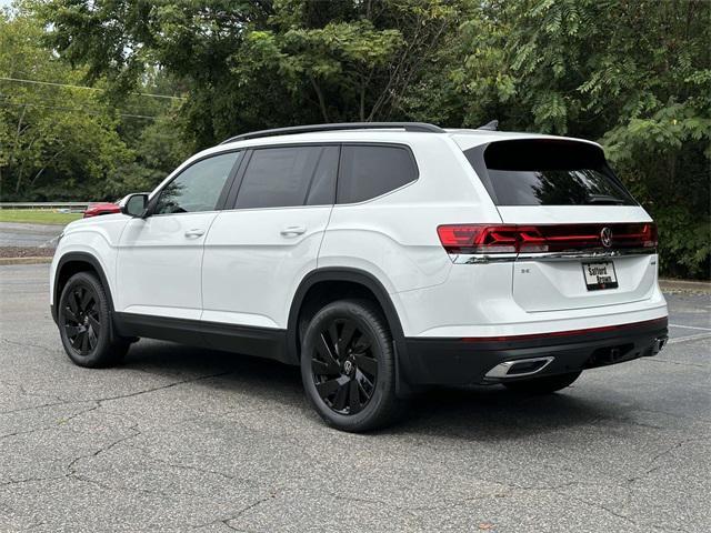 new 2024 Volkswagen Atlas car, priced at $46,105