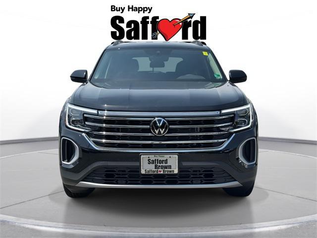new 2025 Volkswagen Atlas car, priced at $41,254