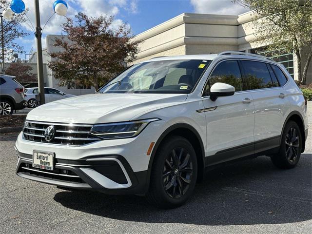 new 2024 Volkswagen Tiguan car, priced at $34,683