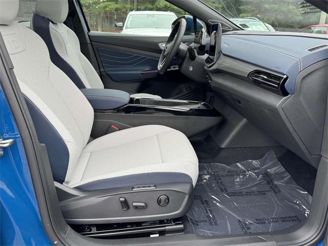 new 2025 Volkswagen ID.4 car, priced at $52,761