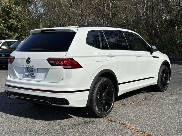 new 2024 Volkswagen Tiguan car, priced at $37,018