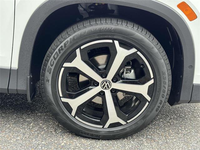 new 2025 Volkswagen Tiguan car, priced at $34,746