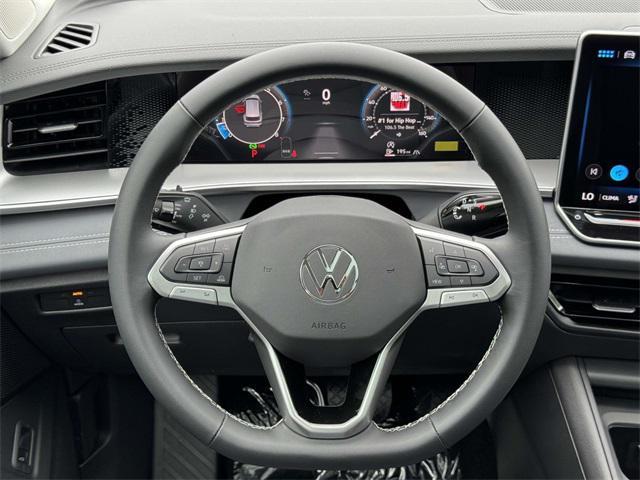 new 2025 Volkswagen Tiguan car, priced at $37,383