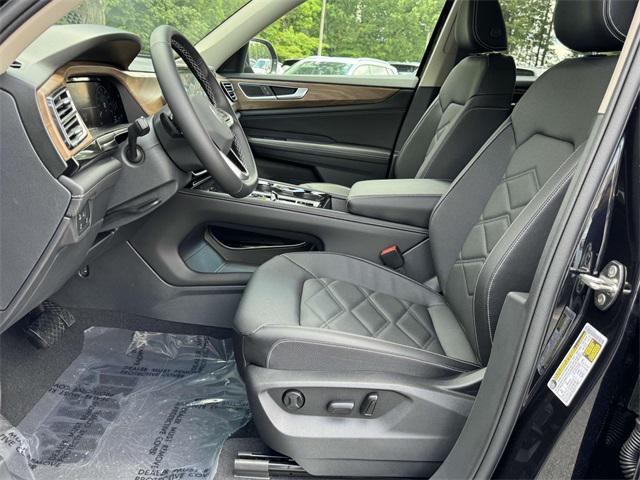 new 2025 Volkswagen Atlas car, priced at $46,789