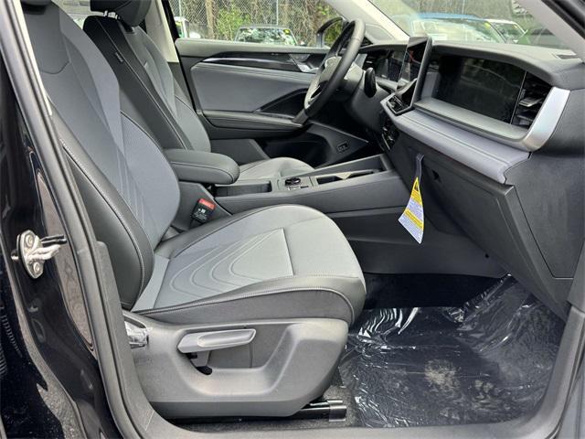 new 2025 Volkswagen Tiguan car, priced at $35,576