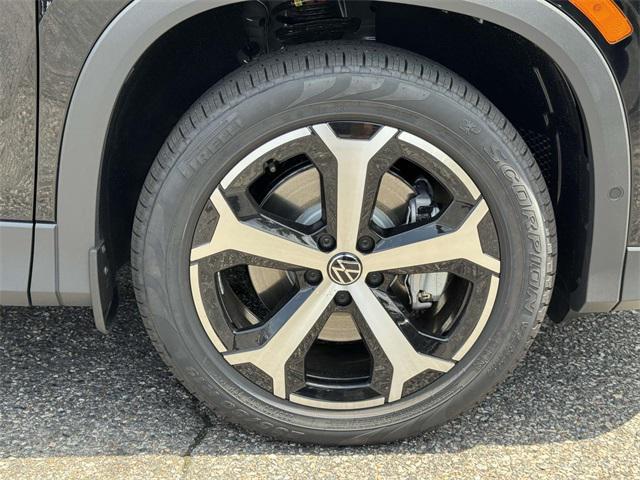 new 2025 Volkswagen Tiguan car, priced at $35,576