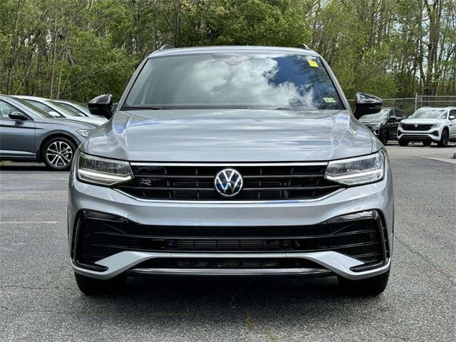 new 2024 Volkswagen Tiguan car, priced at $36,592