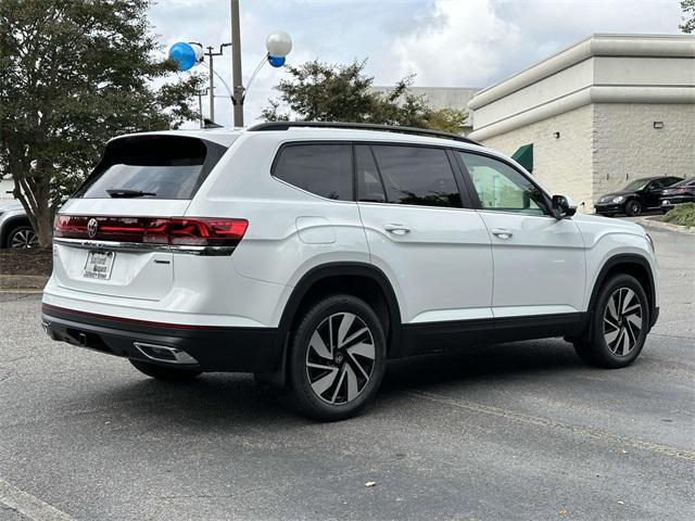 new 2024 Volkswagen Atlas car, priced at $45,845