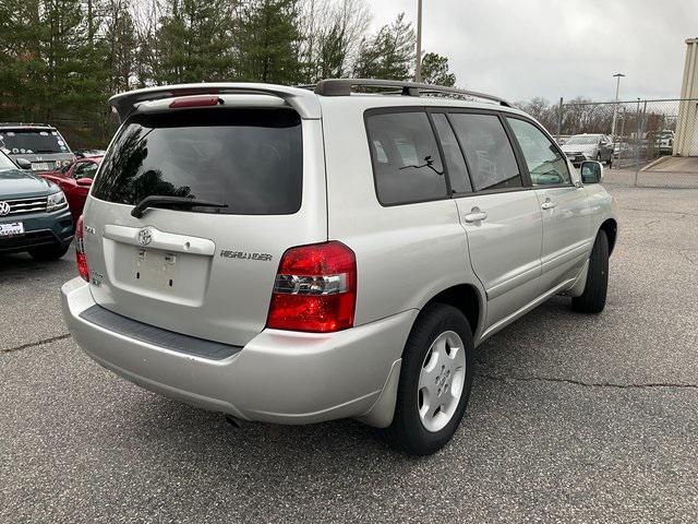 used 2005 Toyota Highlander car, priced at $6,750