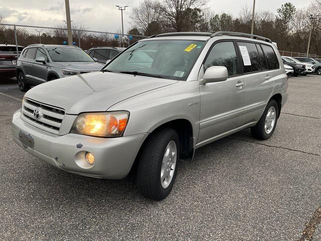 used 2005 Toyota Highlander car, priced at $6,750