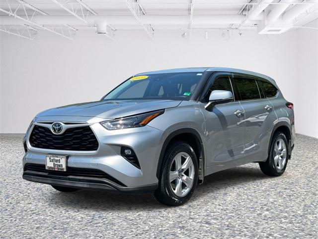 used 2022 Toyota Highlander car, priced at $27,670