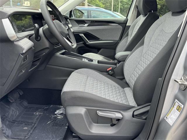new 2025 Volkswagen Tiguan car, priced at $32,561
