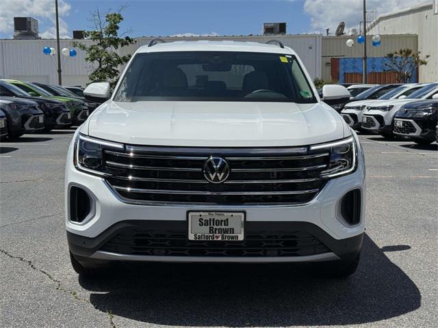 new 2025 Volkswagen Atlas car, priced at $43,911