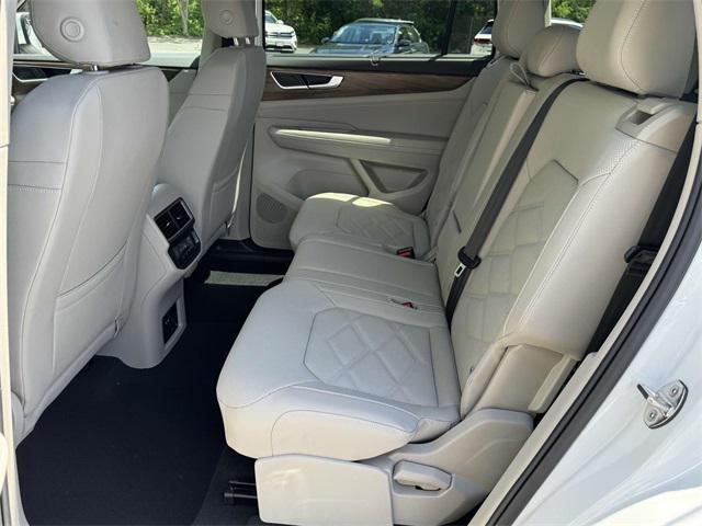 new 2025 Volkswagen Atlas car, priced at $43,911
