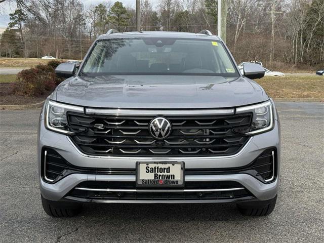 new 2024 Volkswagen Atlas car, priced at $53,289