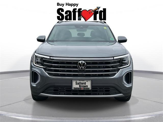 new 2025 Volkswagen Atlas car, priced at $45,687