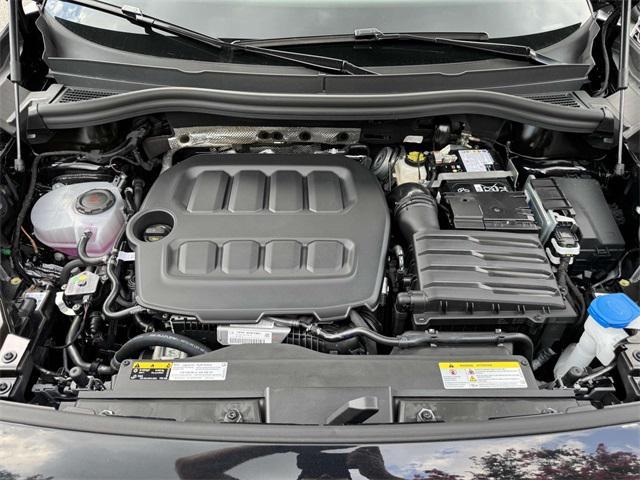 new 2025 Volkswagen Tiguan car, priced at $33,970