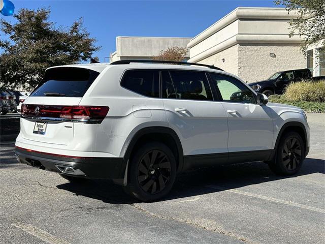 new 2025 Volkswagen Atlas car, priced at $48,552