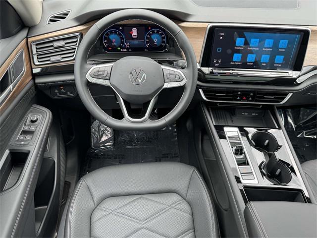 new 2025 Volkswagen Atlas car, priced at $46,607