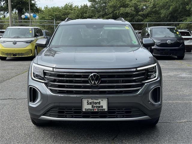 new 2025 Volkswagen Atlas car, priced at $41,282