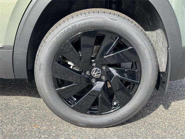 new 2026 Volkswagen Atlas Cross Sport car, priced at $44,390