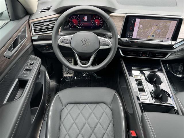 new 2025 Volkswagen Atlas car, priced at $56,458
