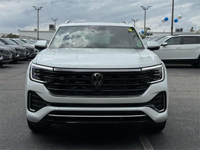 new 2025 Volkswagen Atlas car, priced at $56,458