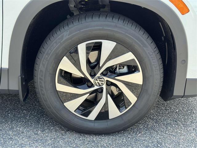 new 2025 Volkswagen Tiguan car, priced at $30,761